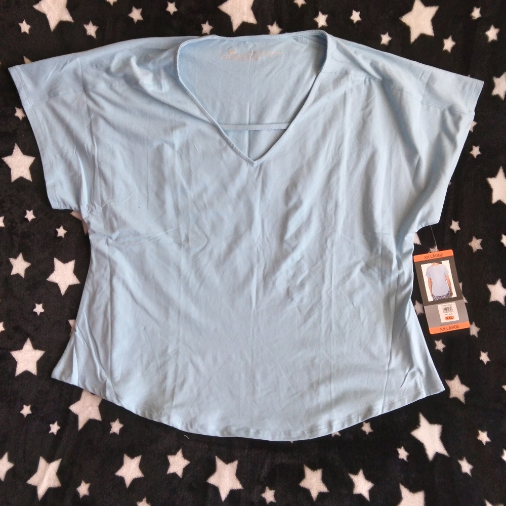 Tshirt XXL With Neck Detail